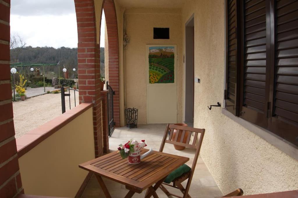 Casa Vacanze Podere San Giusto 볼테라 외부 사진